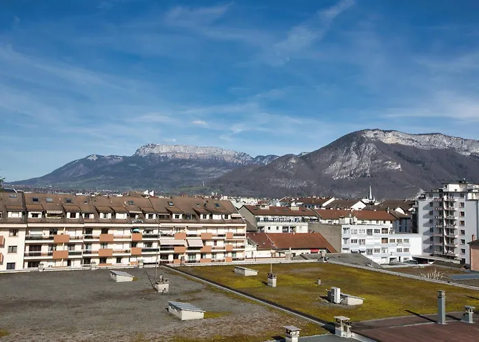 Le Sommet Citadin Avec Vue