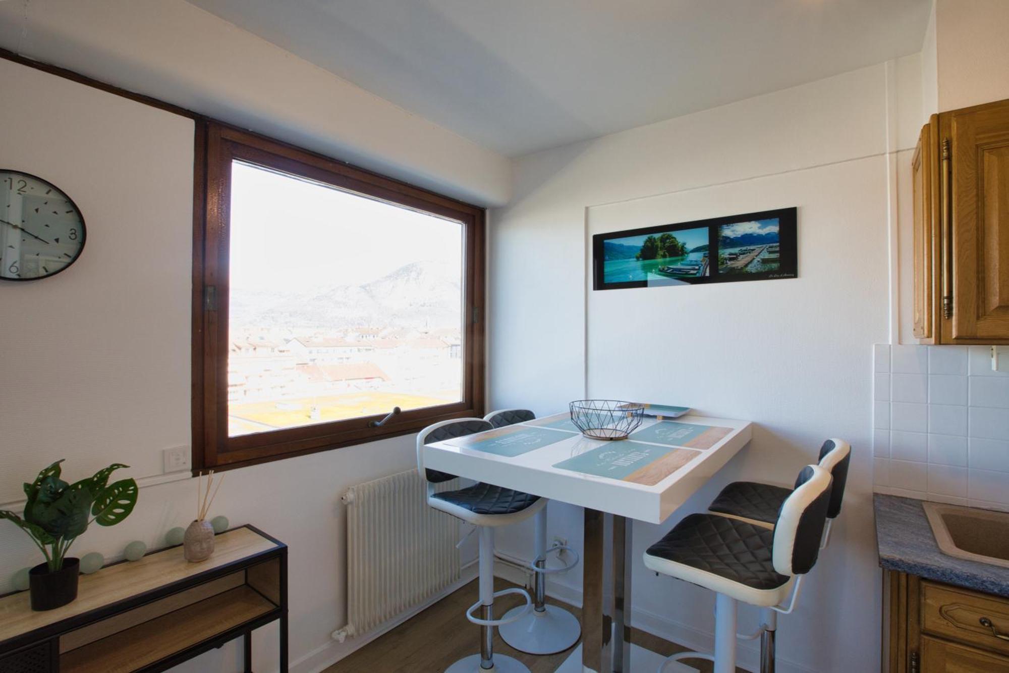 Le Sommet Citadin Avec Vue Apartamento *